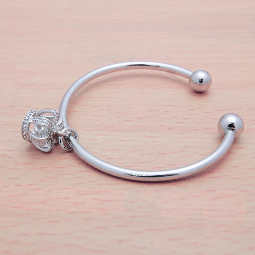 Stylish And Simple Platinum Plated Bracelet For Women