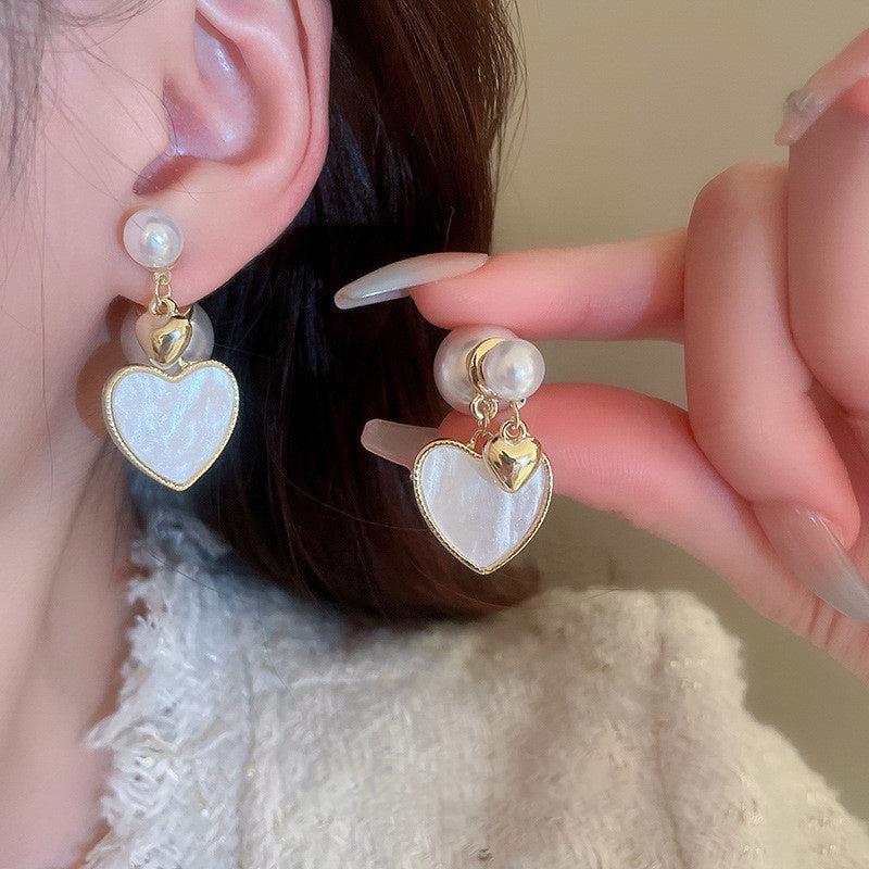 Women's Brushed Love Pearl Earrings