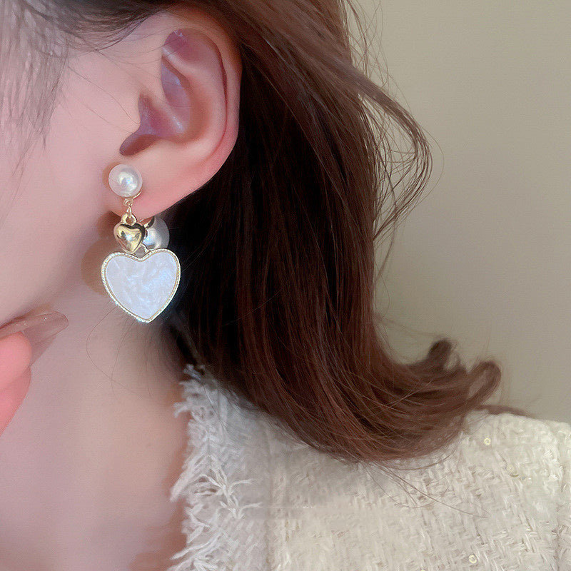 Women's Brushed Love Pearl Earrings