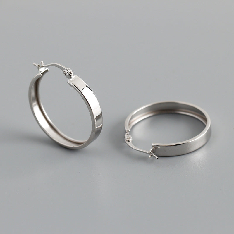 Women's Fashion Simple Wide Flat Bottom Round Earrings