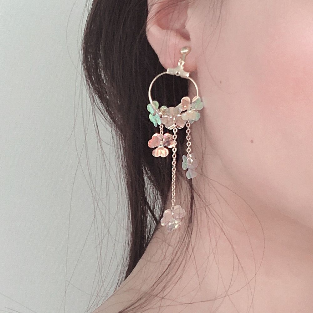 Fourleaf Grass Flower Ring Tassel Earrings
