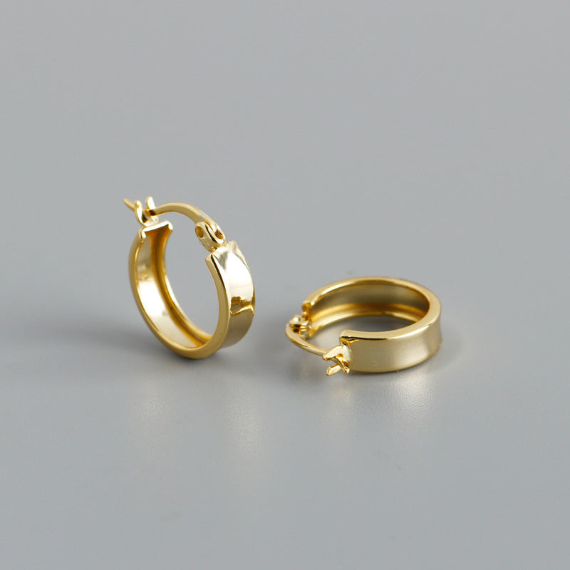 Women's Fashion Simple Wide Flat Bottom Round Earrings