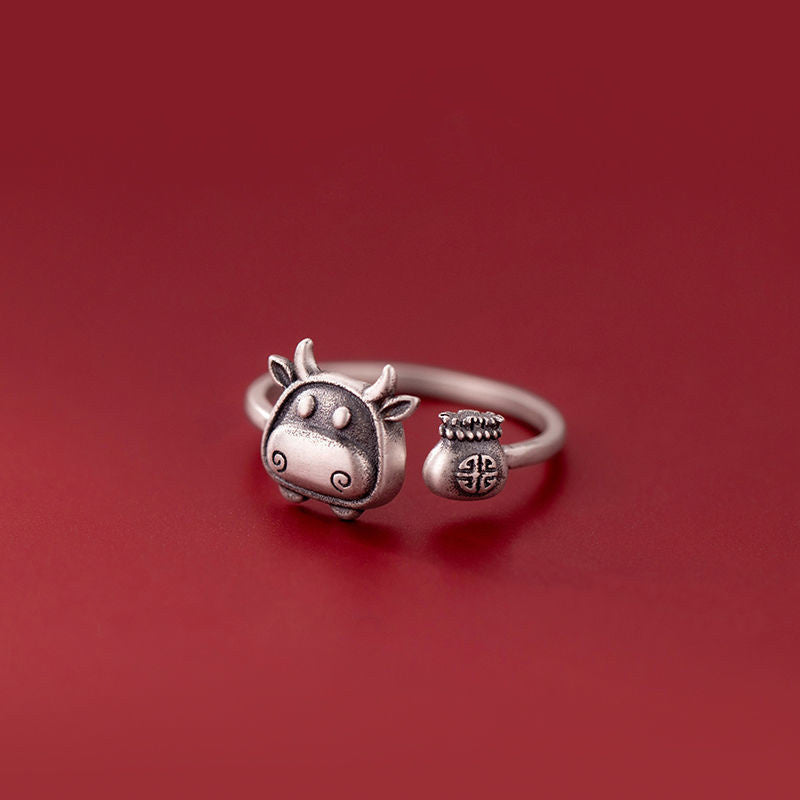 Women's Fashion Sterling Silver Vintage Style Calf Zodiac Ring