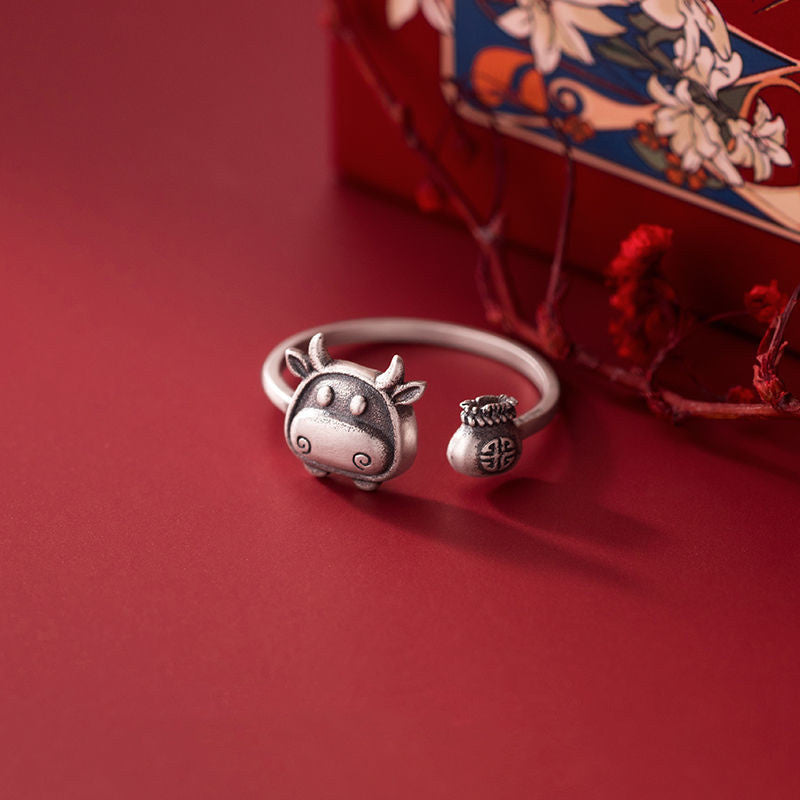 Women's Fashion Sterling Silver Vintage Style Calf Zodiac Ring