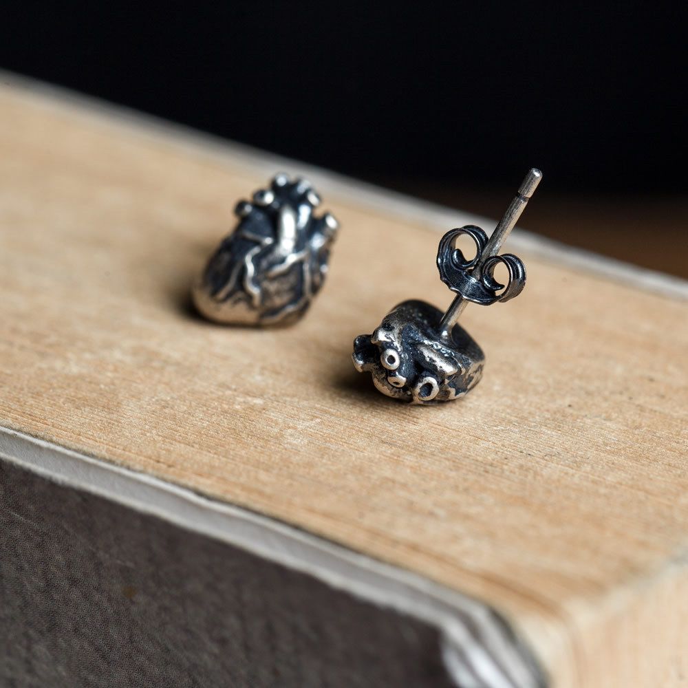 Silver Vintage Women's Stud Earrings Punk Heart