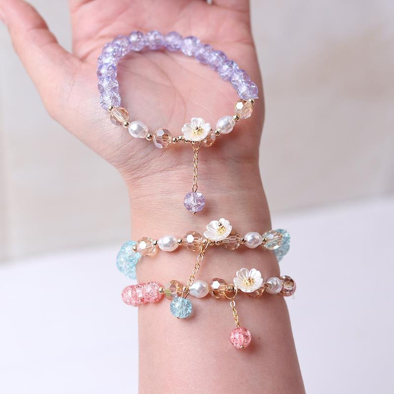 Small Flower Colored Bracelet Female Student Of Forest Department