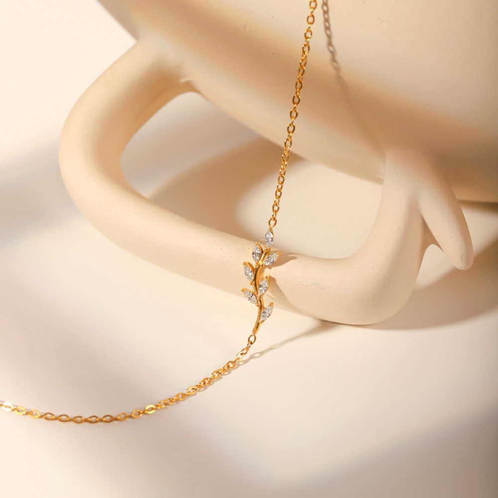 Vintage Simple Olive Branch Zircon Bracelet Female